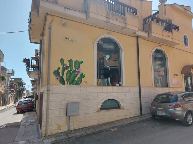 Negozi in vendita