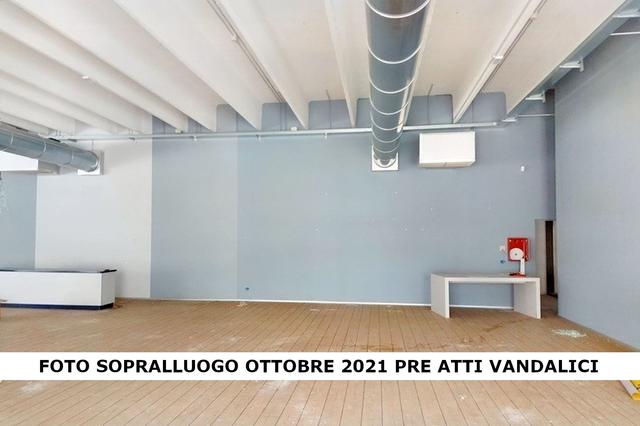 #20890 Parco commerciale con padiglioni e parcheggi in vendita - foto 26