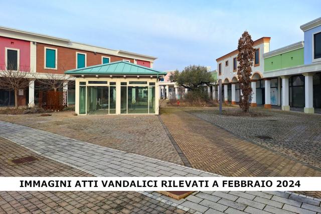 #20890 Parco commerciale con padiglioni e parcheggi in vendita - foto 31