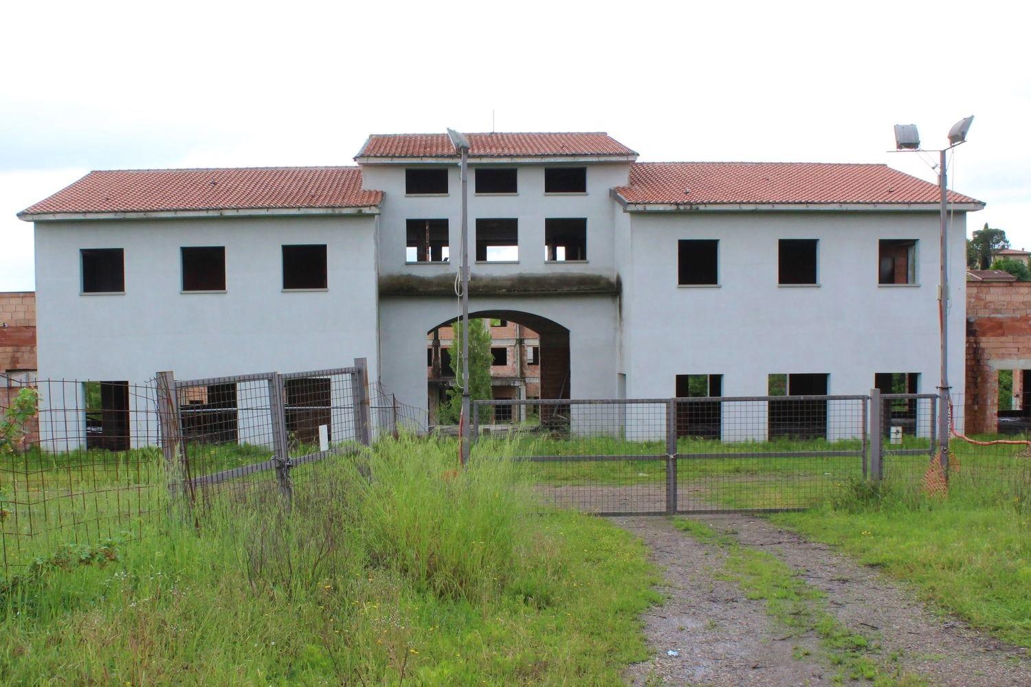 Complesso alberghiero in corso di costruzione a Arezzo Asta 20904