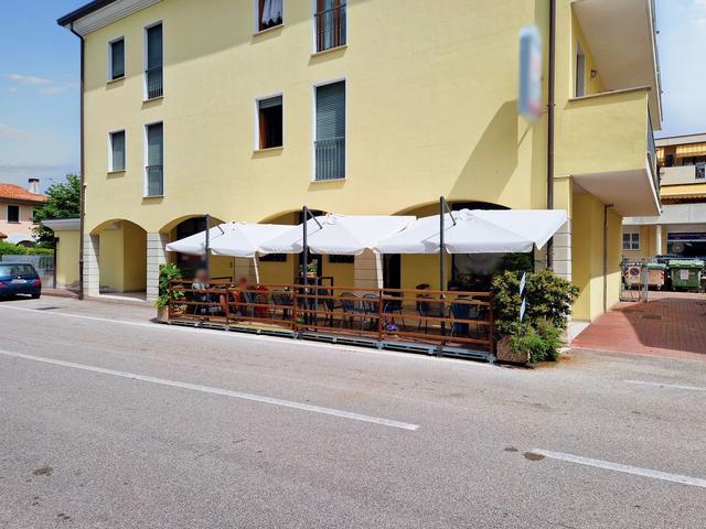 #20987 Negozio al piano terra con posto auto in vendita - foto 3