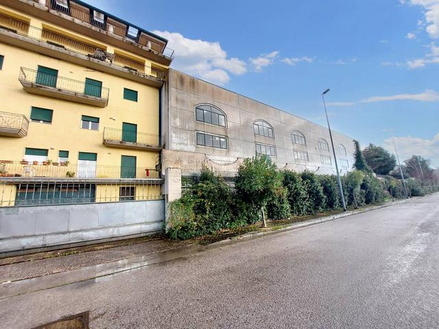 #21015 Complesso industriale con opificio ed uffici in vendita - foto 6