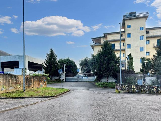 #21015 Complesso industriale con opificio ed uffici in vendita - foto 13