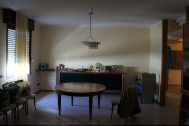 #21111 Complesso artigianale di capannoni e magazzini con abitazione in vendita - foto 8