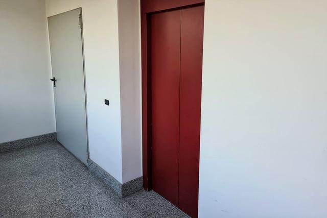 #21161 Ufficio piano secondo e due posti auto coperti in vendita - foto 13