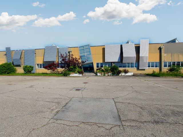 #21253 Porzione di fabbricato industriale con terreni in vendita - foto 2