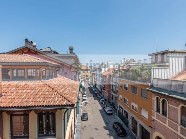 Edifici direzionali in vendita