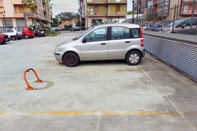 Posti auto in vendita