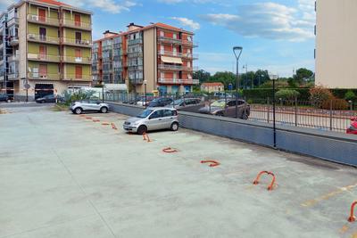 Posti auto in vendita