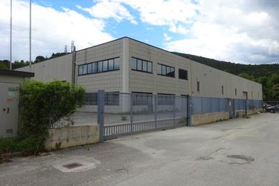 Stabilimenti produttivi in vendita
