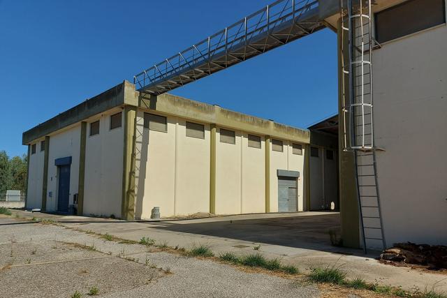 #21448 Complesso artigianale con cortile e pertinenze in vendita - foto 3
