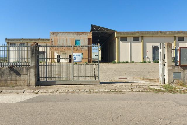 #21448 Complesso artigianale con cortile e pertinenze in vendita - foto 20