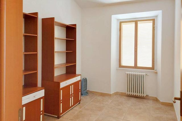#21452 Complesso artigianale con cortile e pertinenze in vendita - foto 16
