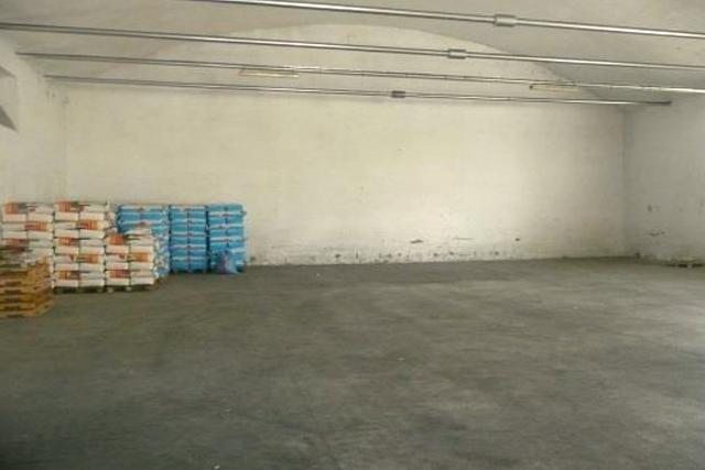 #21458 Complesso artigianale con cortile e pertinenze in vendita - foto 3