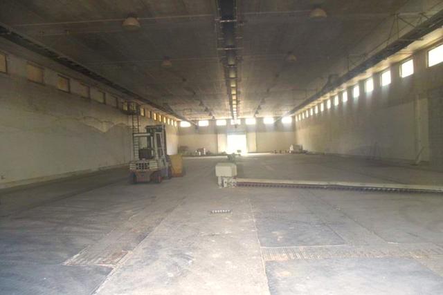 #21528 Complesso artigianale con cortile e pertinenze in vendita - foto 4