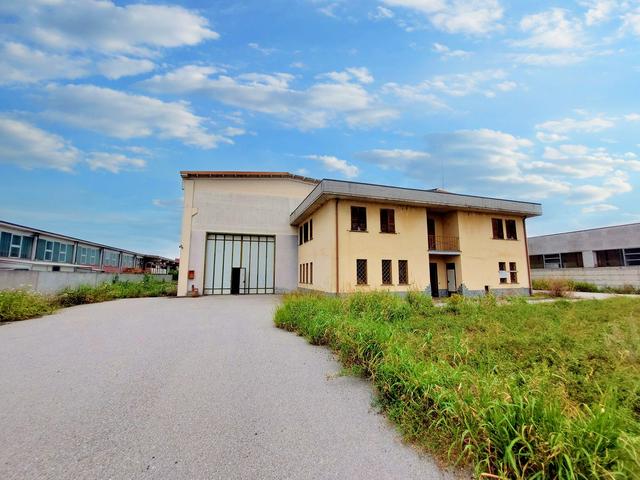 #21550 Capannone con uffici e area pertinenziale in vendita - foto 6