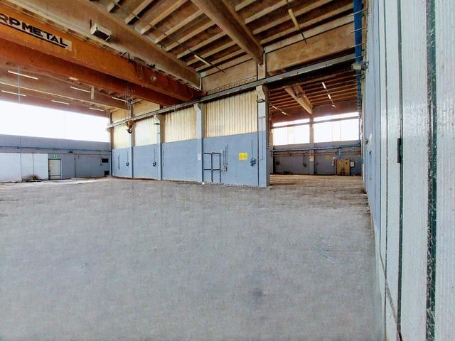 #21550 Capannone con uffici e area pertinenziale in vendita - foto 8