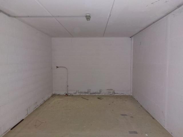 Garage in vendita