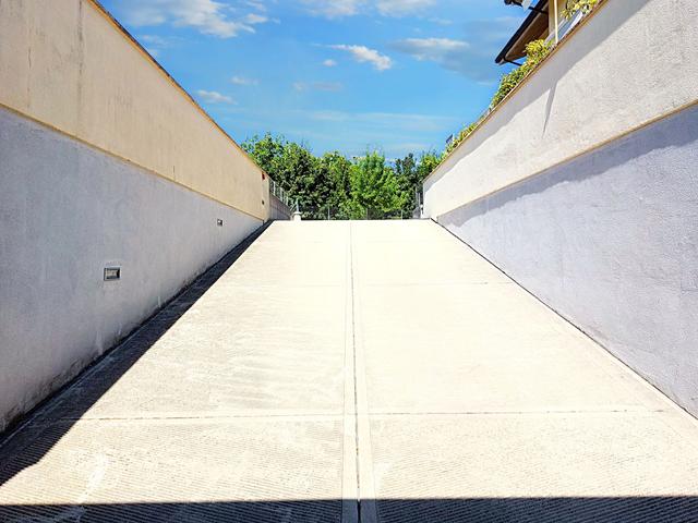 Garage in vendita