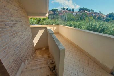 Palazzi in vendita