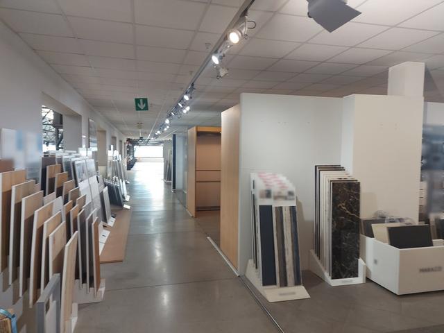 #21605 Porzione di complesso commerciale/logistico con area esterna in vendita - foto 7