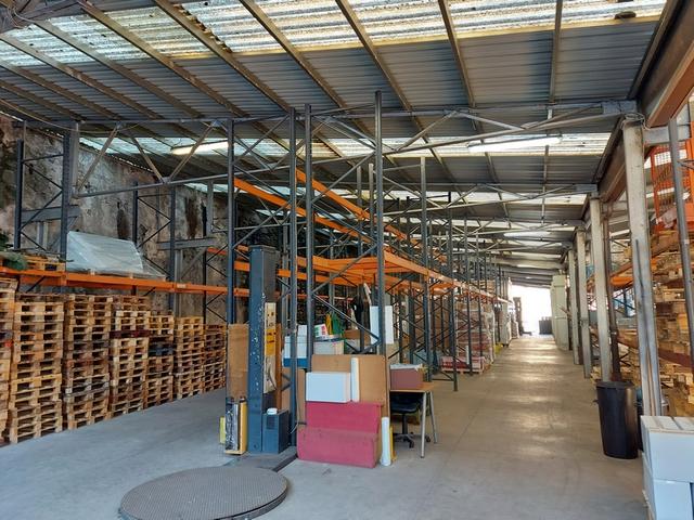 #21605 Porzione di complesso commerciale/logistico con area esterna in vendita - foto 15