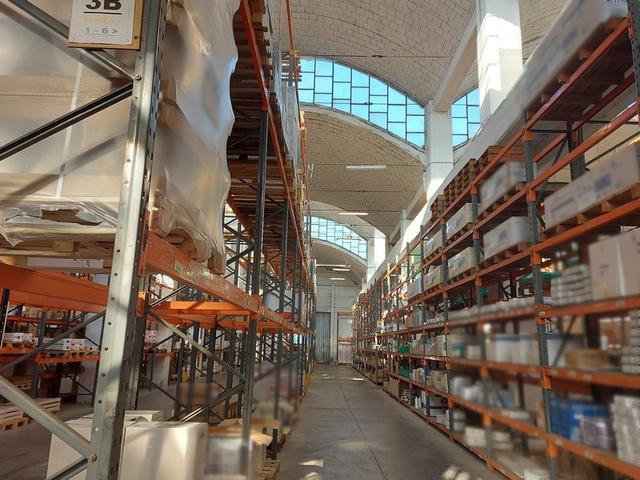 #21605 Porzione di complesso commerciale/logistico con area esterna in vendita - foto 16