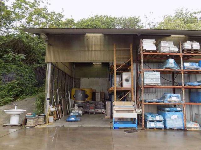 #21606 Due magazzini con area esterna in vendita - foto 4