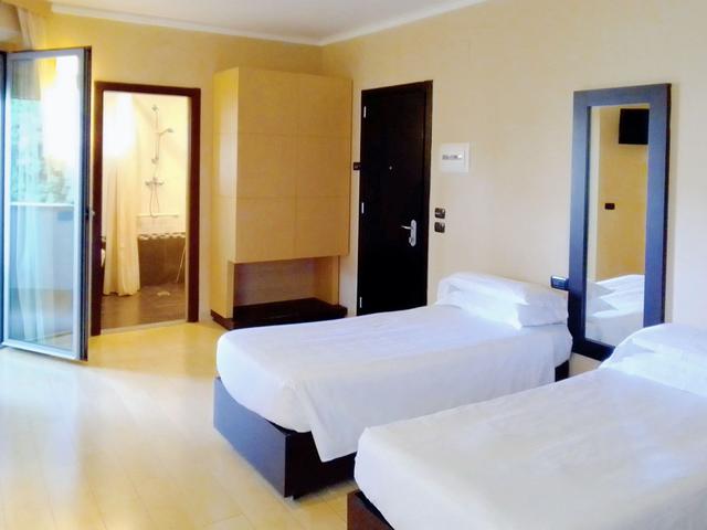 #21685 Hotel a quattro stelle vicino a Firenze in vendita - foto 20