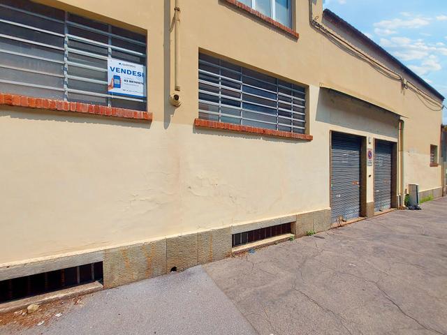 #21731 Fabbricato artigianale con laboratorio, uffici e locale vendita in vendita - foto 2