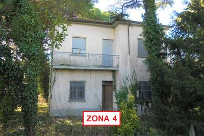 Palazzi in vendita
