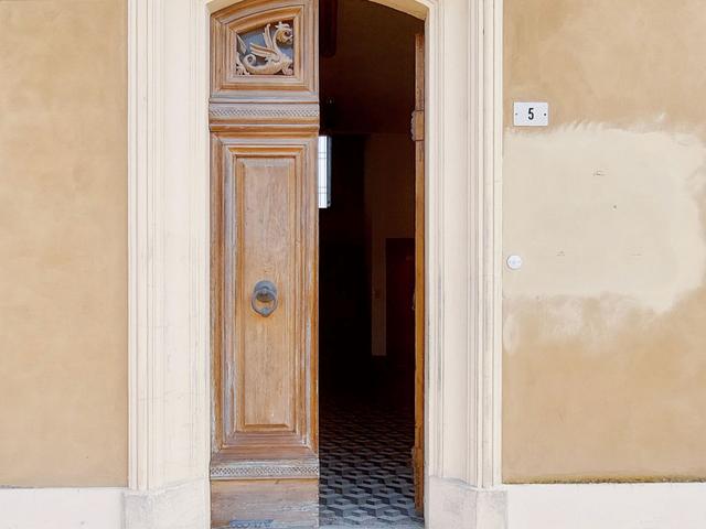 Edifici direzionali in vendita