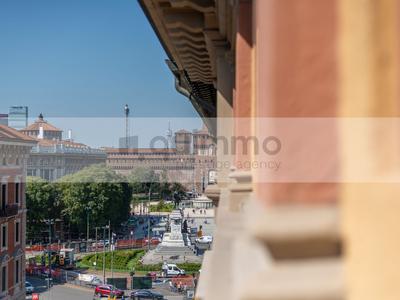 Grandi dimensioni in vendita