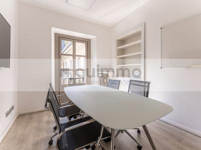 Grandi dimensioni in vendita