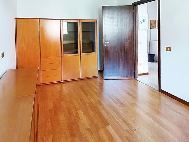 #22111 Ufficio al piano primo utilizzato come residenza in vendita - foto 13