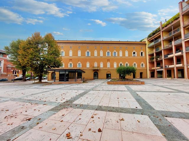 #22161 Negozio in palazzo storico (sub 70) in vendita - foto 5