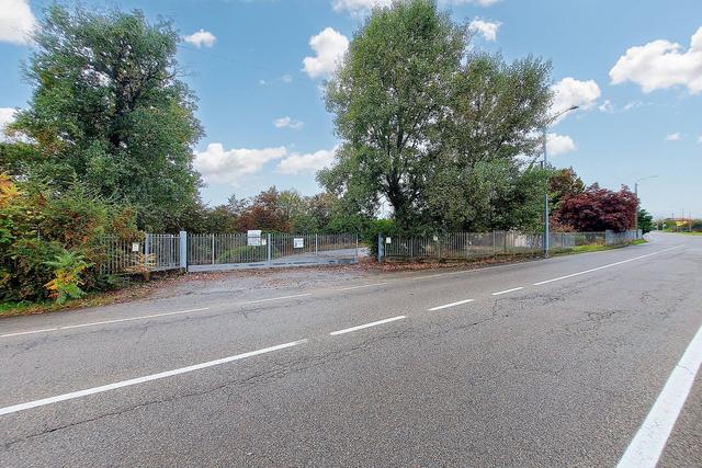 #22298 Fabbricato artigianale con uffici e appartamenti in vendita - foto 3