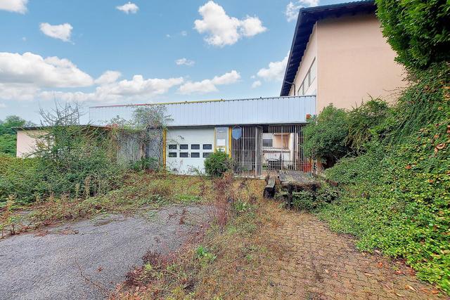 #22298 Fabbricato artigianale con uffici e appartamenti in vendita - foto 7