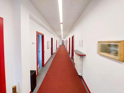 Studi privati in vendita