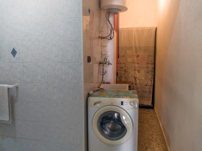 Laboratori in vendita