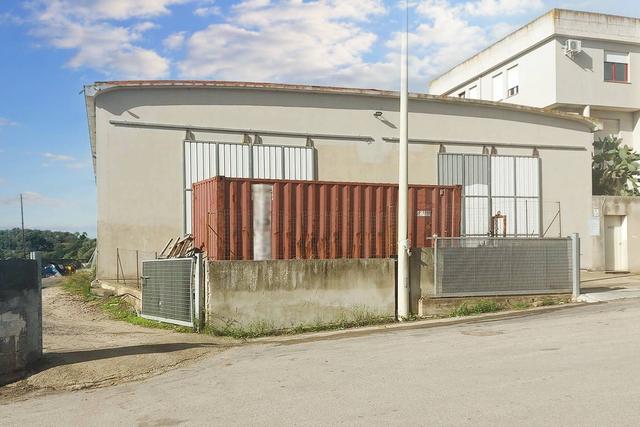 #22471 Proprietà superficiaria di capannone con palazzina uffici in vendita - foto 2