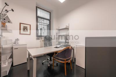 Studi privati in vendita