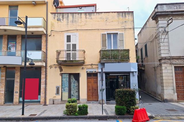 #22755 Bottega commerciale piano terra con servizi in vendita - foto 11