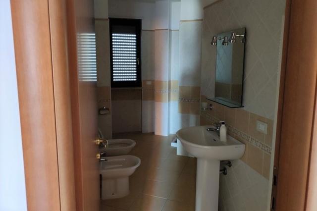 #22766 Ufficio e due box auto in complesso residenziale in vendita - foto 5