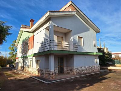 Ville in vendita