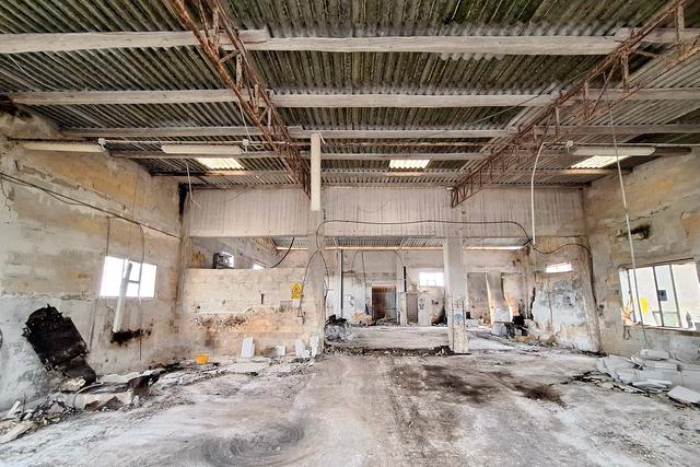 #22822 Opificio per lavorazione materiali lapidei in vendita - foto 2