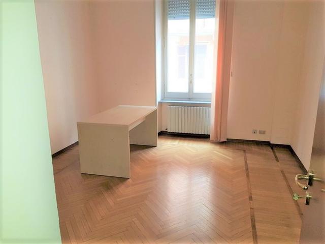 #22857 Porzione di palazzina con negozio e due uffici in vendita - foto 12