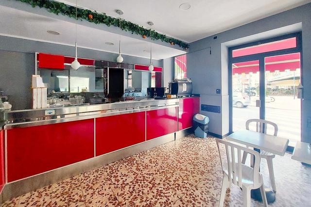 #22922 Bottega commerciale in zona turistica balneare in vendita - foto 1