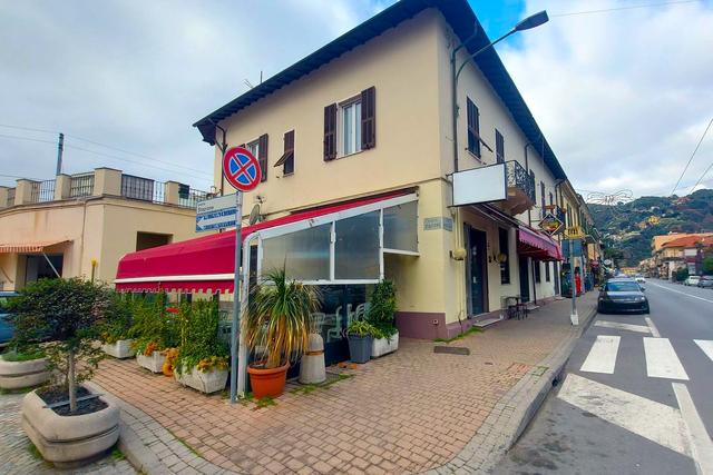 #22922 Bottega commerciale in zona turistica balneare in vendita - foto 2