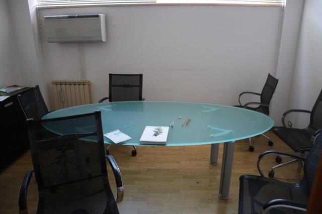 #2293 Uffici al piano terra con garage. Lotto 6 in vendita - foto 2